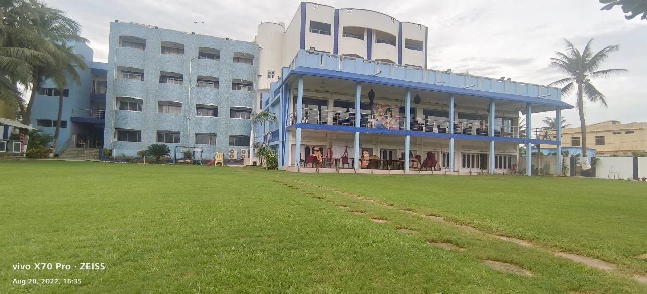 Hospital Exterior